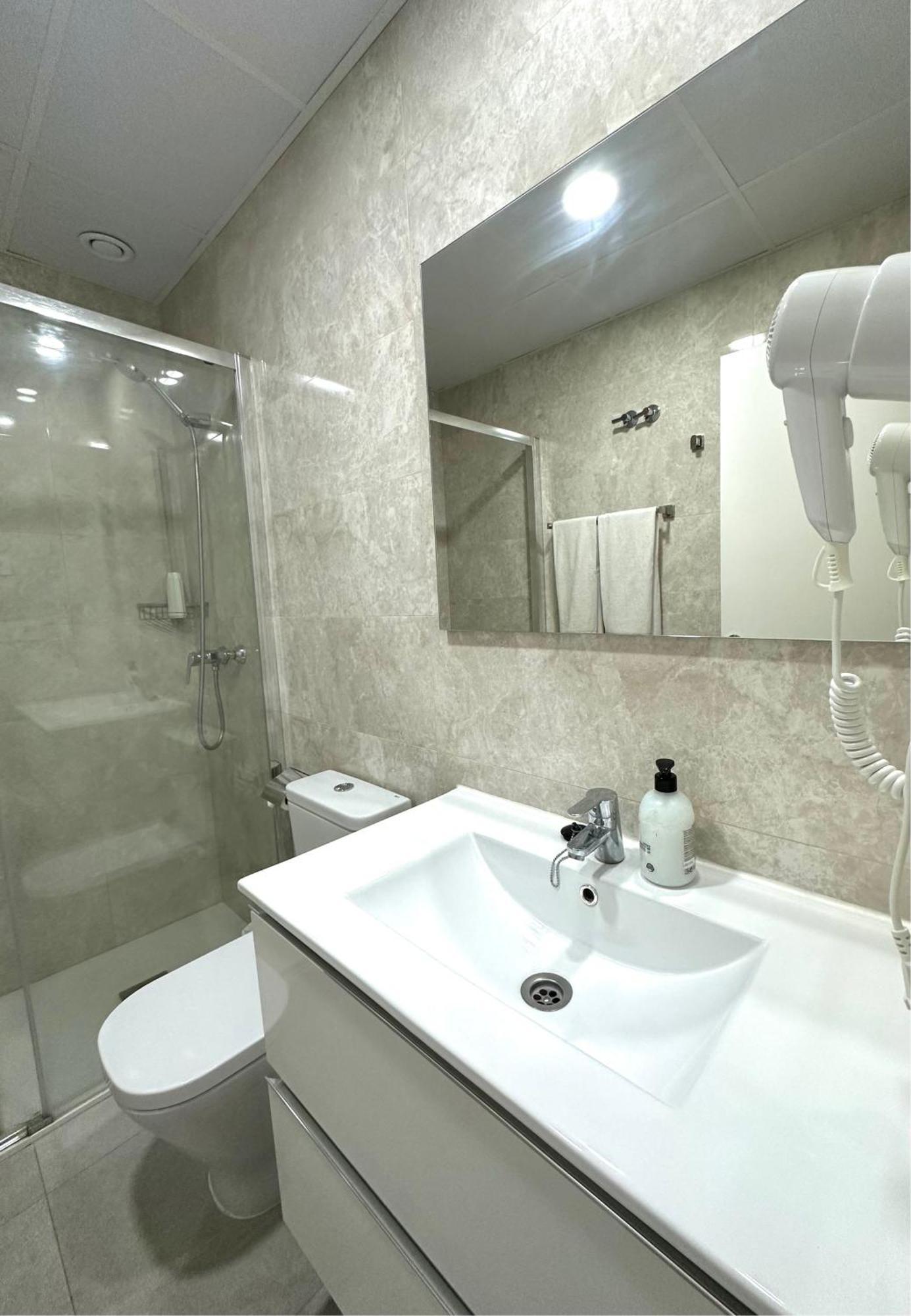 Apartamentos Turisticos Victoria Альмуньекар Экстерьер фото